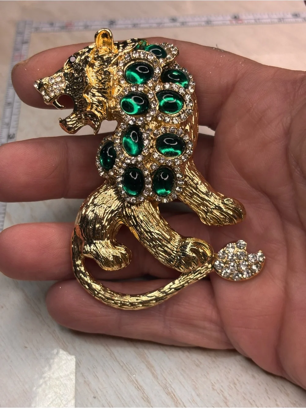 Gold Tone Lion Brooch Pin with Emerald Green Cabochons & Clear Rhinestones